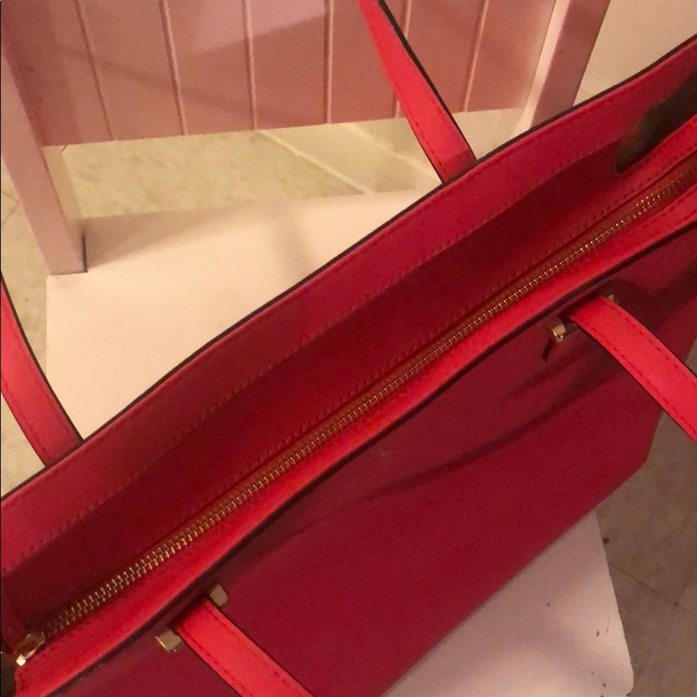 Brand New Kate Spade tote! - Picture 2 of 2